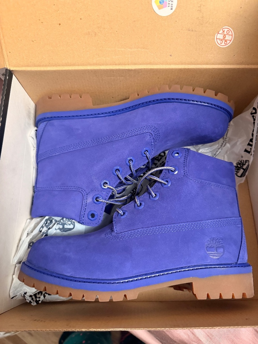 Limited edition timberlands 4.5 y , 6.5 women’s